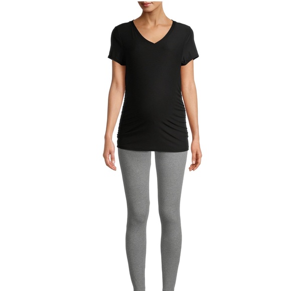 Time & Tru Black Side Ruched V-neck Maternity Top - Picture 5 of 15